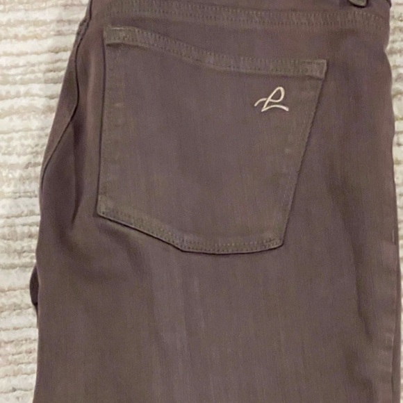 DL1961 Brown Skinny Pants Versatile Design - Picture 4 of 5
